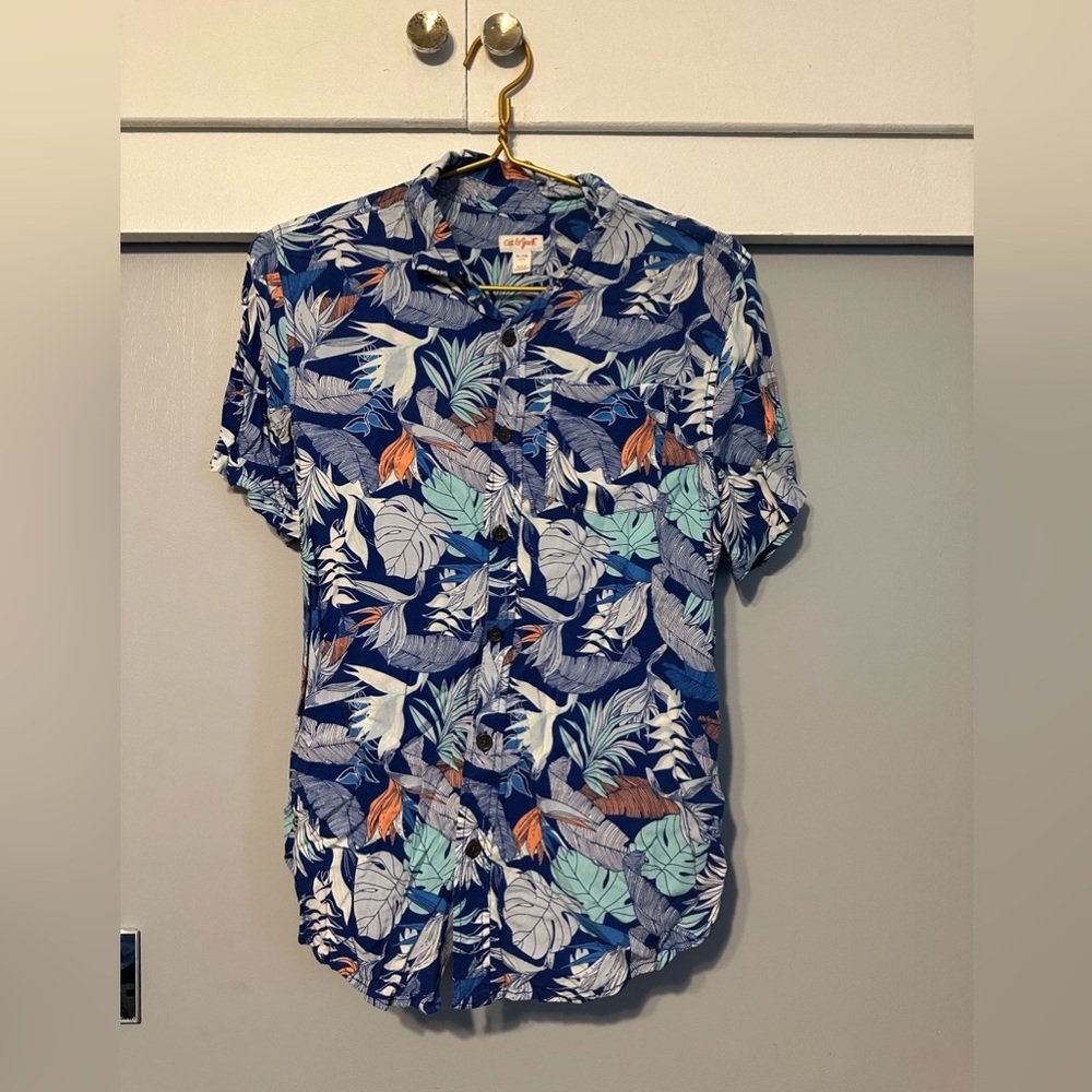 Button down shirt. Brand is cat & jack.
